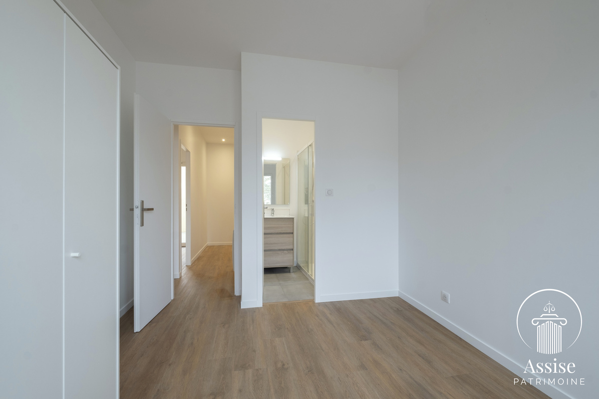 Chambre et salle d&rsquo;eau